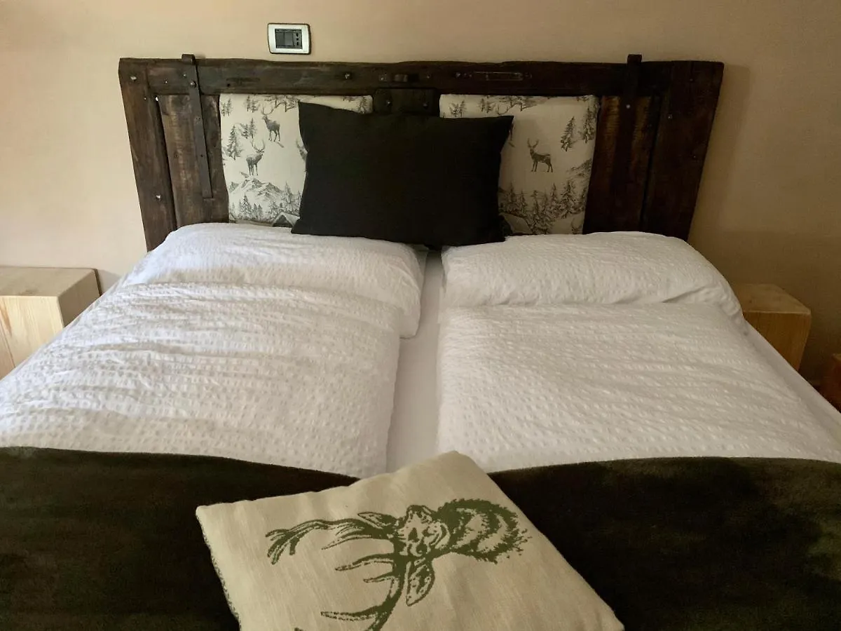 Casa Benassi ,Room&Suite , Con Piscina Riolunato