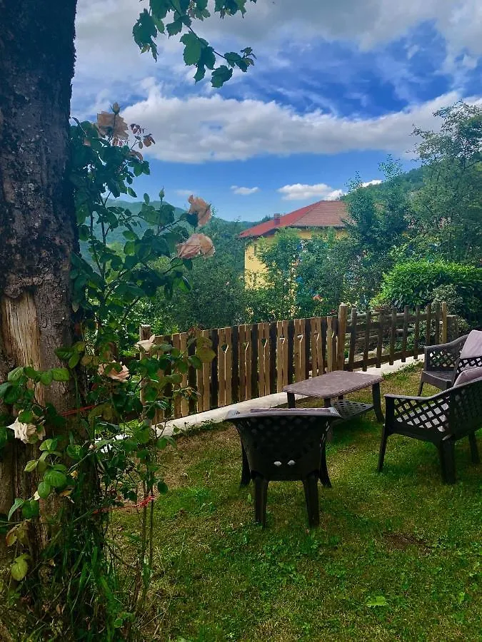 Casa Benassi ,Room&Suite , Con Piscina Riolunato
