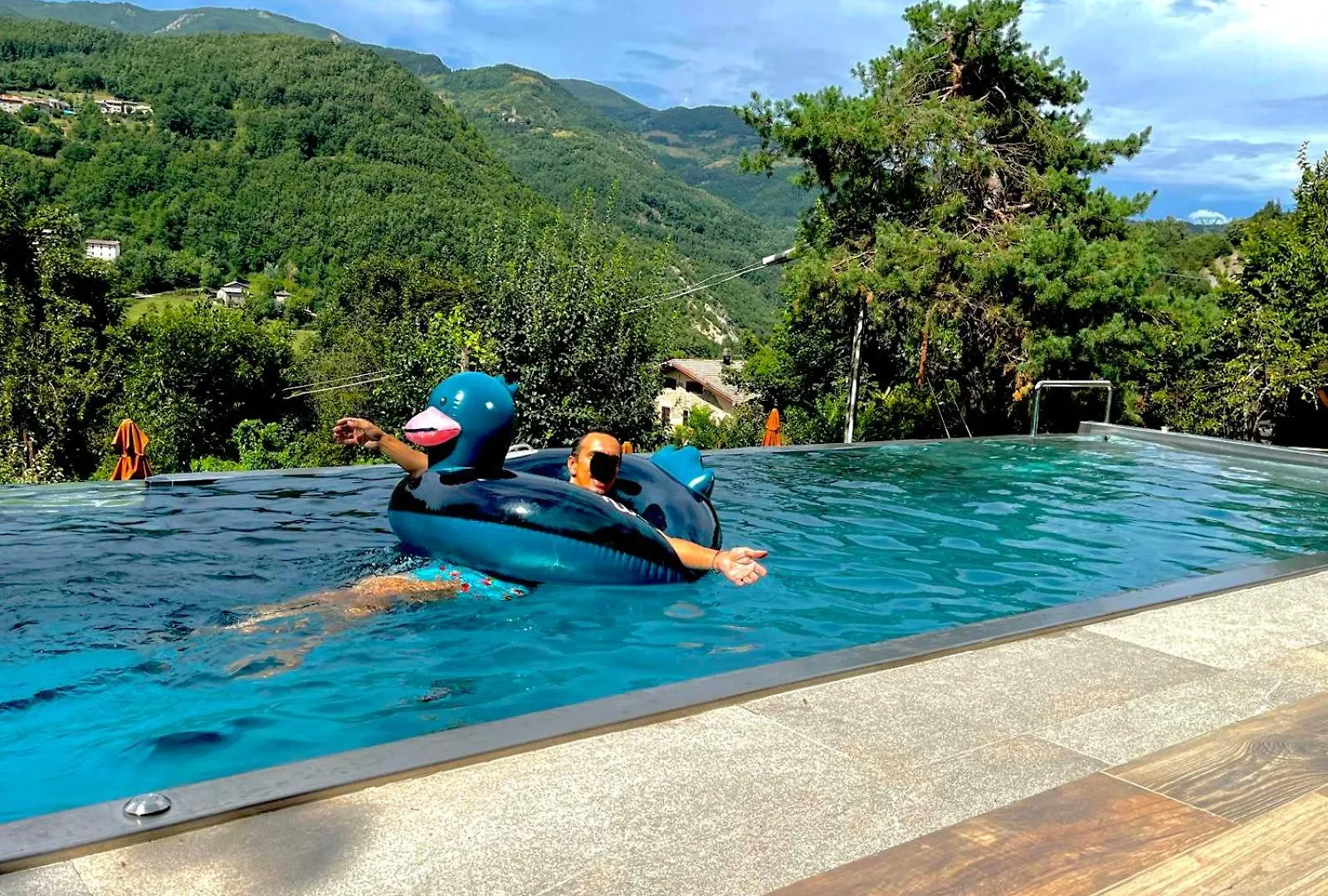 Casa Benassi ,Room&Suite , Con Piscina Riolunato